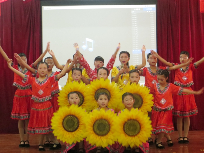 息县教体局举办第五届“快乐童声”歌唱比赛