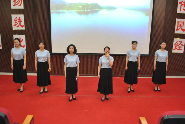 南湾湖风景区教育办举办全区中小学经典名篇诵读比赛活动