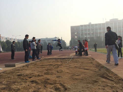 平桥区举行2017年学校业余体育训练田径对抗赛