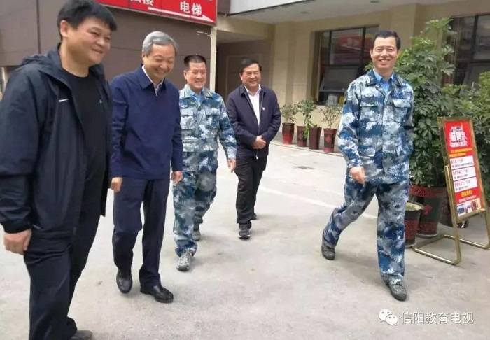 尚朝阳市长视察空军招飞初检工作