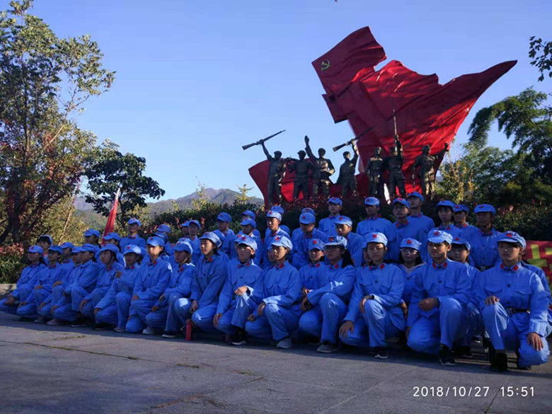 淮滨县青少年校外活动中心开展“传承红色基因 争做时代新人”研学旅行活动