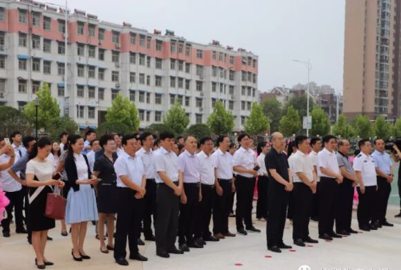 信阳市百花幼儿园正式揭牌启用