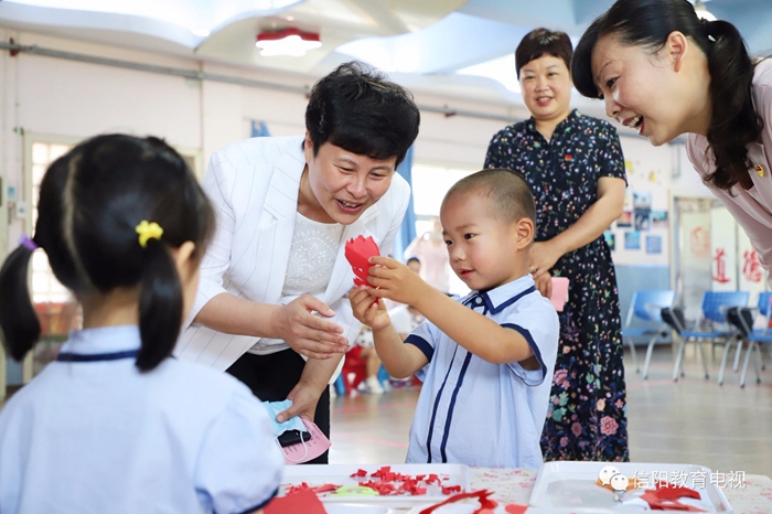 乔新江勉励全市广大少年儿童 从小树立远大理想 扣好人生第一粒扣子