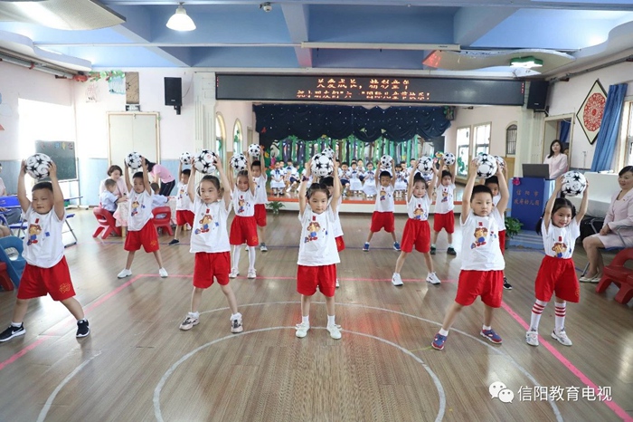 乔新江勉励全市广大少年儿童 从小树立远大理想 扣好人生第一粒扣子