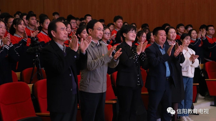 我市开展纪念抗美援朝70周年主题团日活动